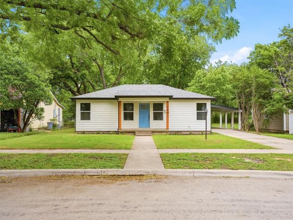 706 Emery Street, Denton, TX 76201