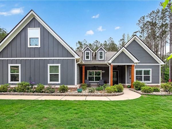 31 Ozark Woods Drive , Newnan, GA 30263