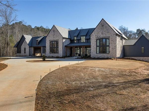 8445 Serenbe Road, Chattahoochee Hills, GA 30268