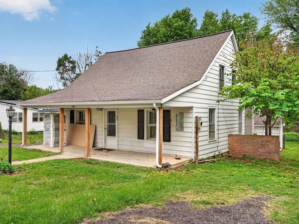 16863 E PROSPECT AVE, ELKTON, VA 22827