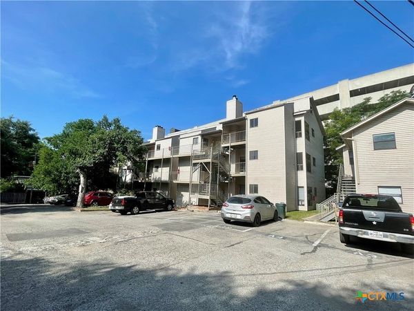 310 Pat Garrison Street , Unit 8, San Marcos, TX 78666