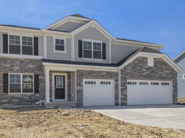 13067 111th Avenue , Dyer, IN 46311