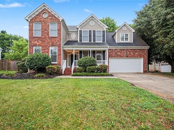 461 Kingsmill Drive , Advance, NC 27006