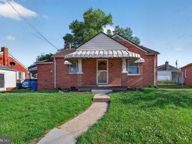 511 E 6TH STREET, FRONT ROYAL, VA 22630