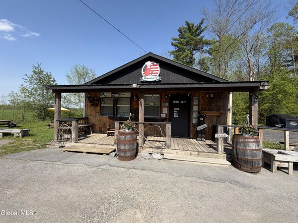 3362 Nys Route 9N, Crown Point, NY 12928