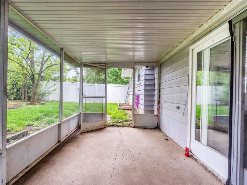 891 Pepperwood Drive, Brunswick, OH 44212 Photo 19