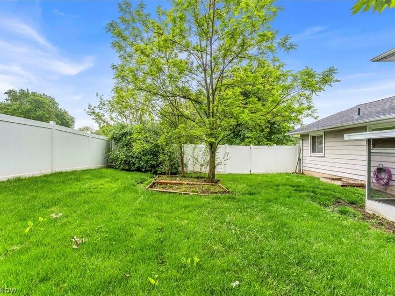 891 Pepperwood Drive, Brunswick, OH 44212 Photo 36