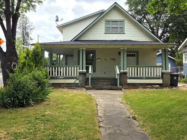 60 N Orange Street, Medford, OR 97501