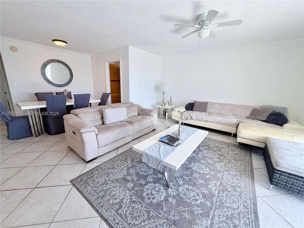 2750 NE 183rd St , Unit PH10, Aventura, FL 33160