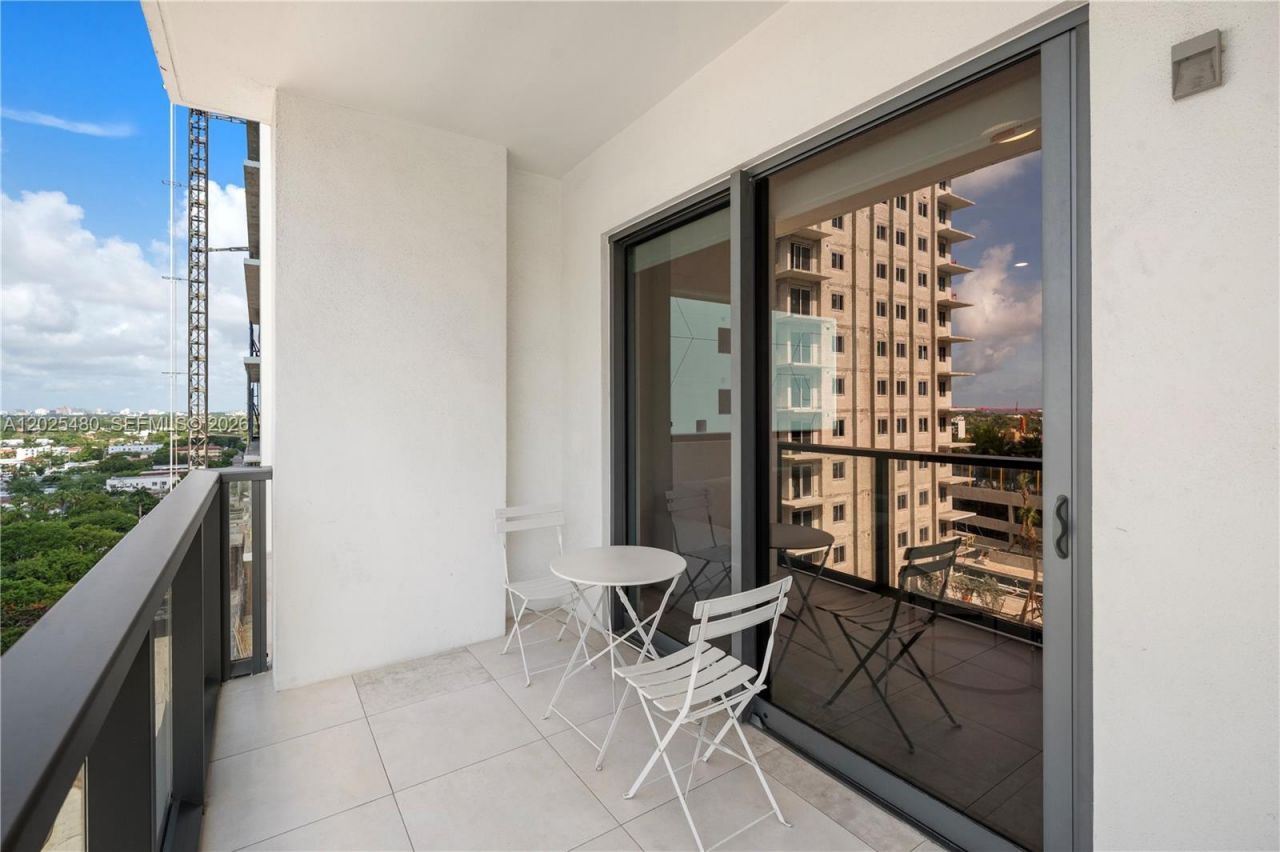 239 SW 9th St , Unit 1202, Miami, FL 33130 Photo