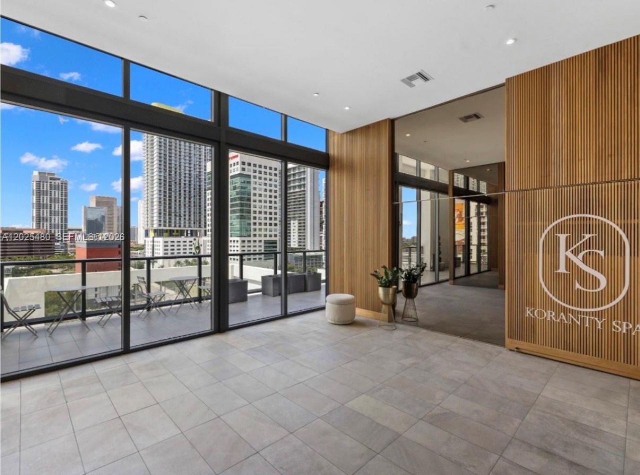 239 SW 9th St , Unit 1202, Miami, FL 33130 Photo