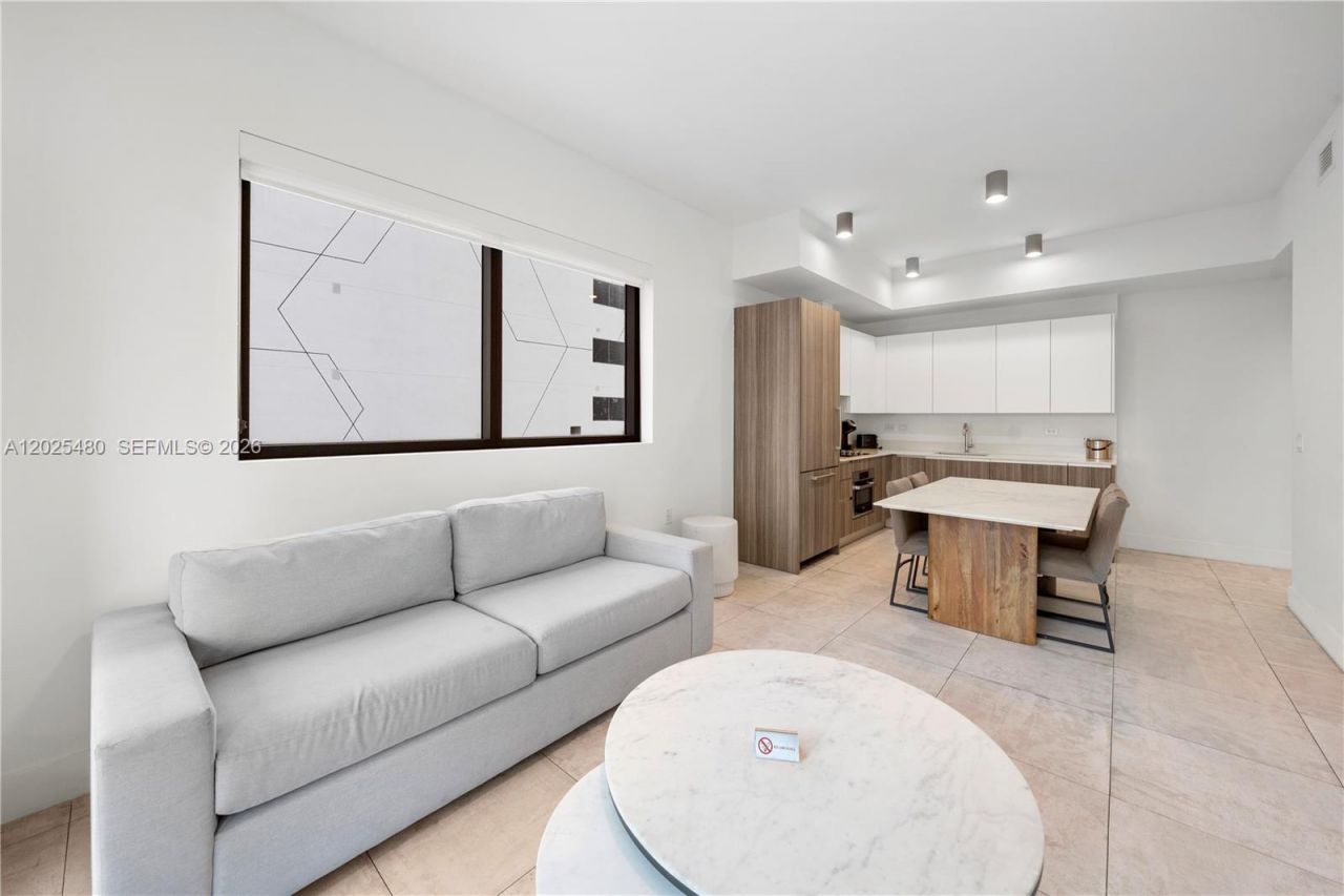 239 SW 9th St , Unit 1202, Miami, FL 33130 Photo