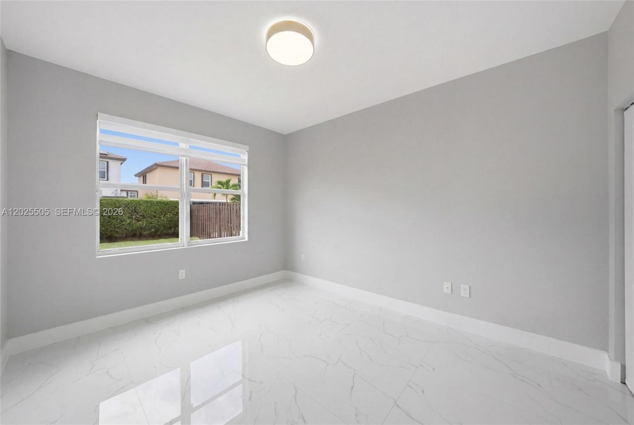 4107 NE 20th St , Homestead, FL 33033 Photo