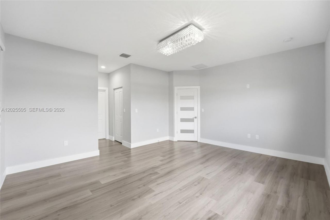 4107 NE 20th St , Homestead, FL 33033 Photo