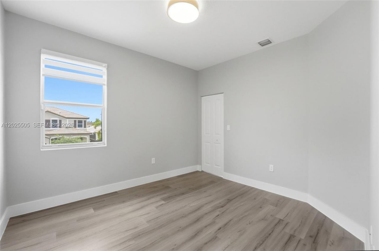 4107 NE 20th St , Homestead, FL 33033 Photo