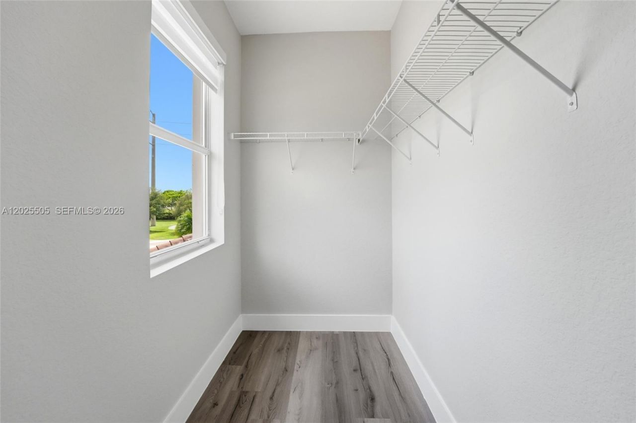 4107 NE 20th St , Homestead, FL 33033 Photo