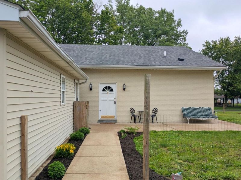 6810 N Main Street, Camden, OH 45311 Photo 4