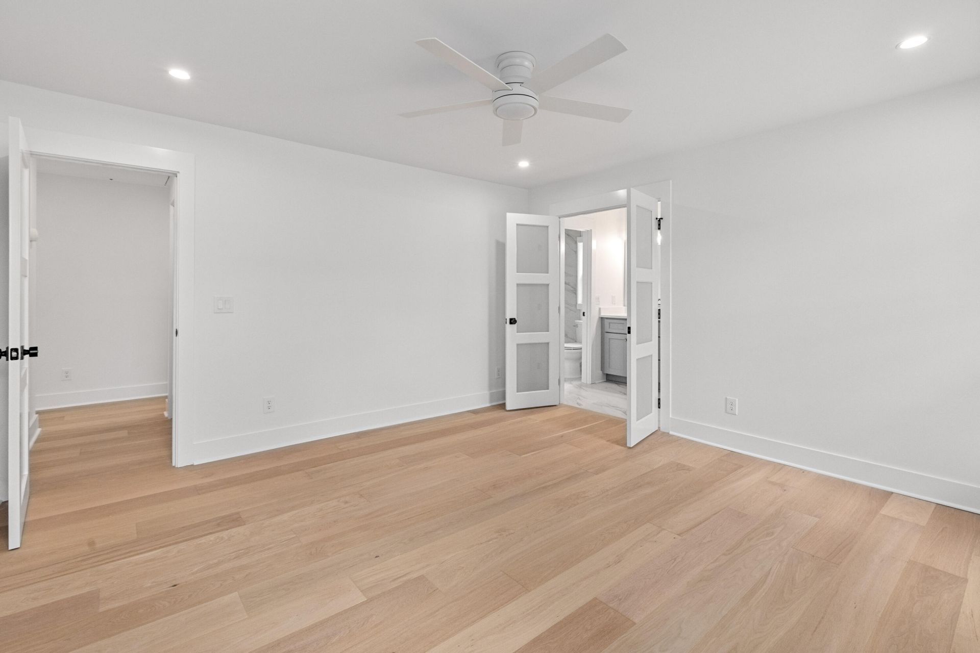 2912 Doncaster Drive Photo 26