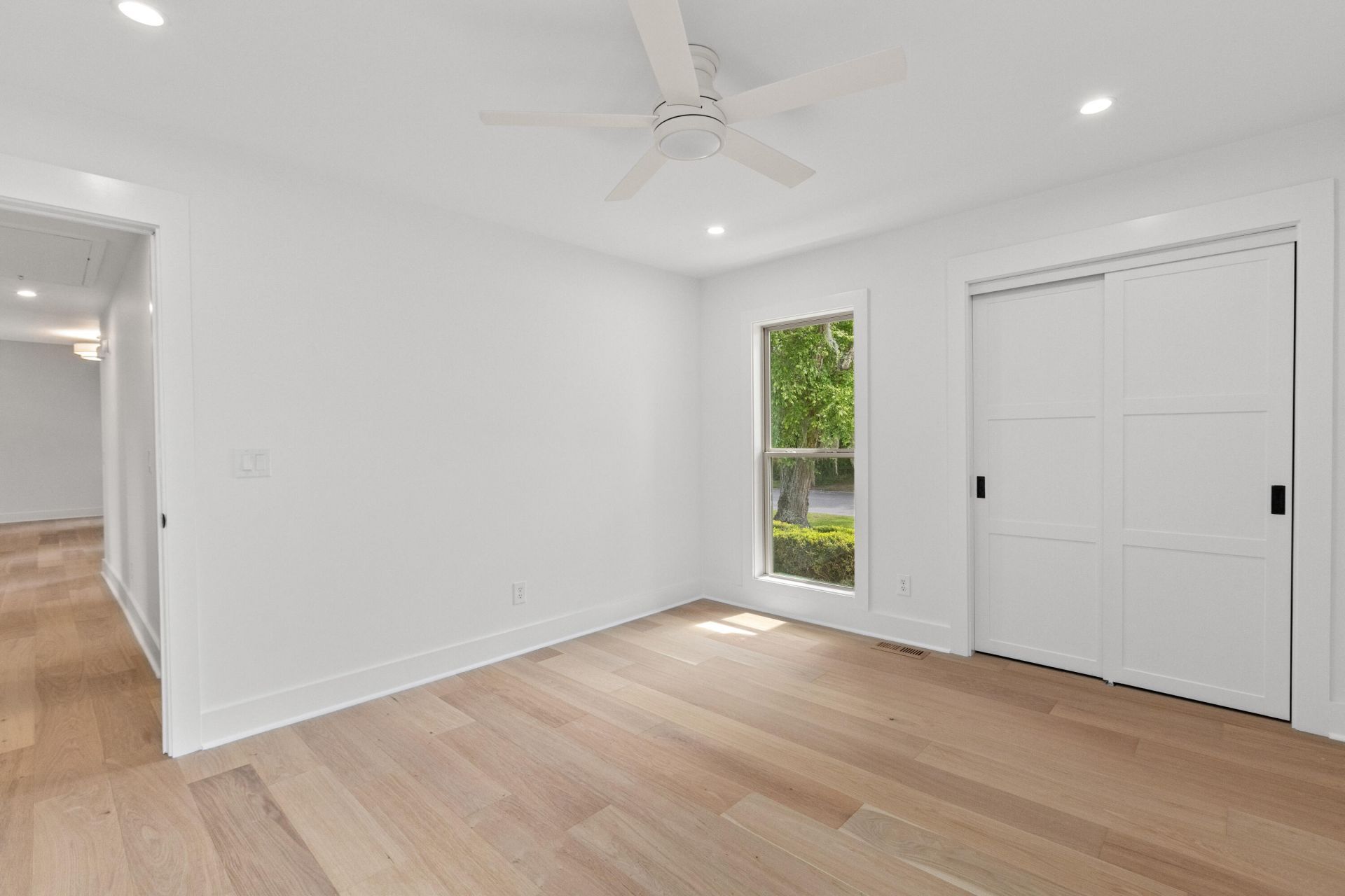 2912 Doncaster Drive Photo 30