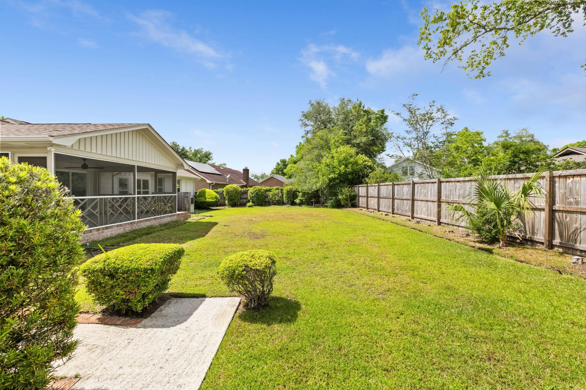 2912 Doncaster Drive Photo 43