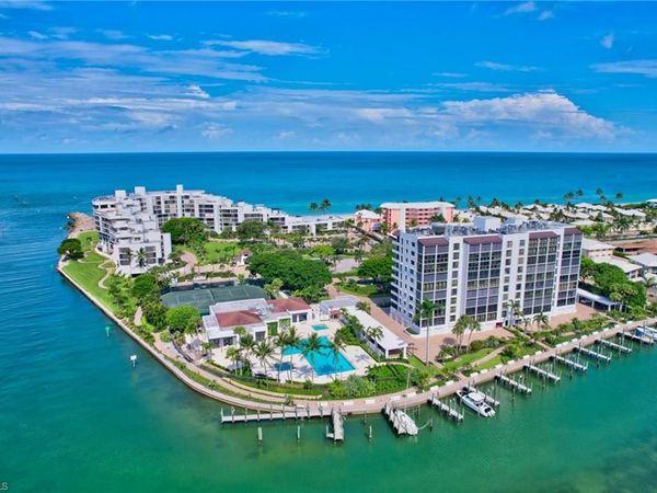 2400 Gulf Shore BLVD N, Unit 603, NAPLES, FL 34103