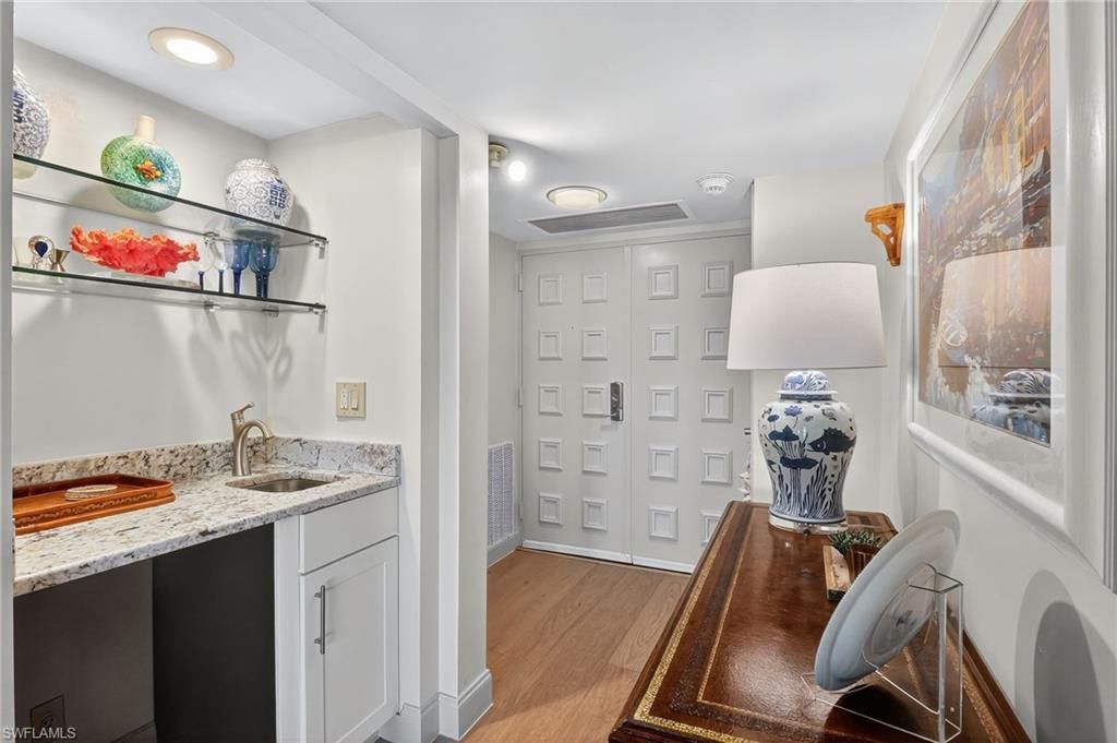 2400 Gulf Shore Blvd N, Unit 603, Naples, FL 34103 Photo