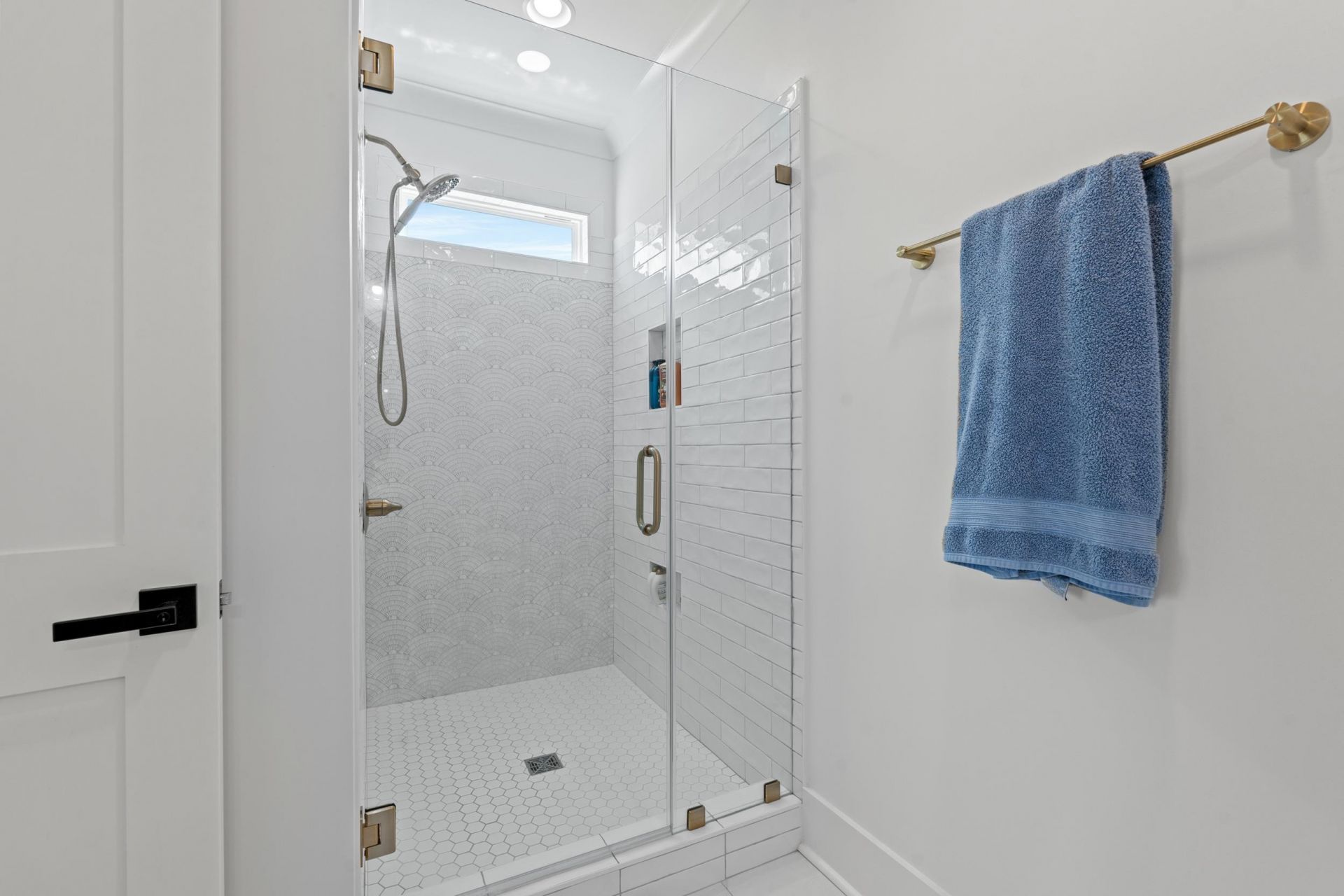 924 Perrin Dr. Photo 31