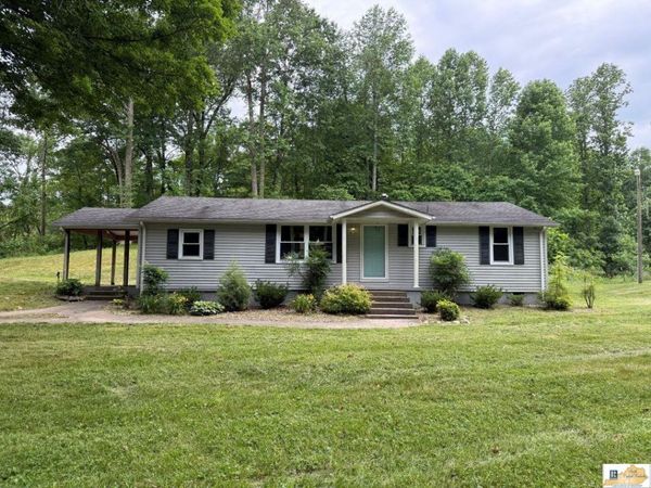 4715 Boiling Springs Road , Munfordville, KY 42765
