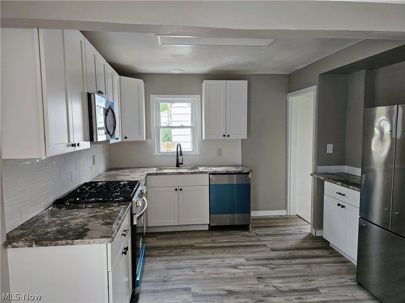 13508 Oakview Boulevard, Garfield Heights, OH 44125 Photo 14