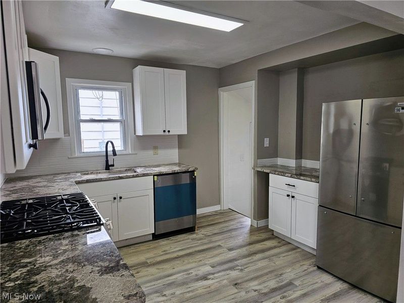 13508 Oakview Boulevard, Garfield Heights, OH 44125 Photo 15