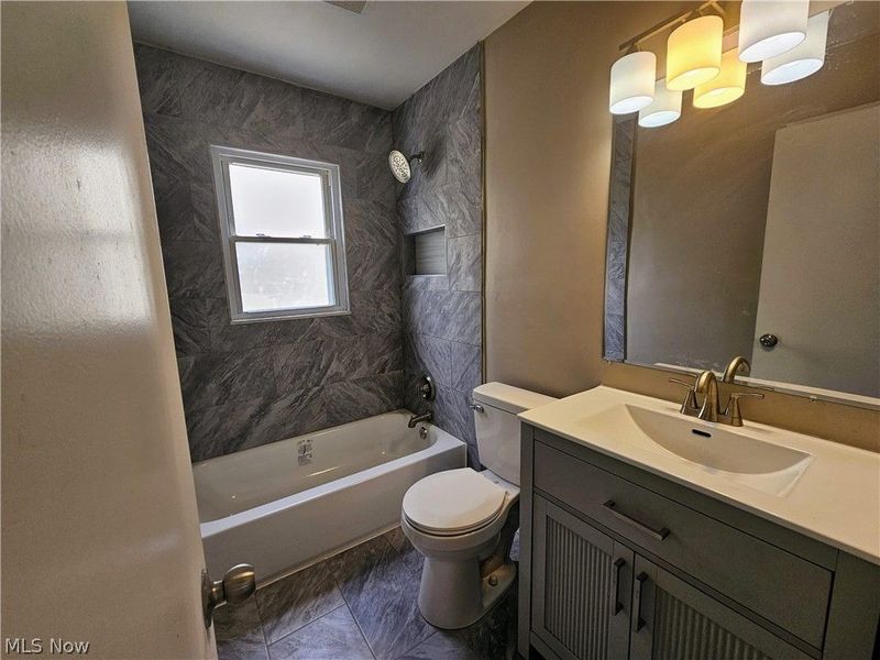 13508 Oakview Boulevard, Garfield Heights, OH 44125 Photo 22