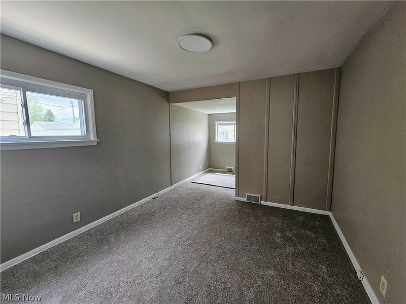 13508 Oakview Boulevard, Garfield Heights, OH 44125 Photo 25