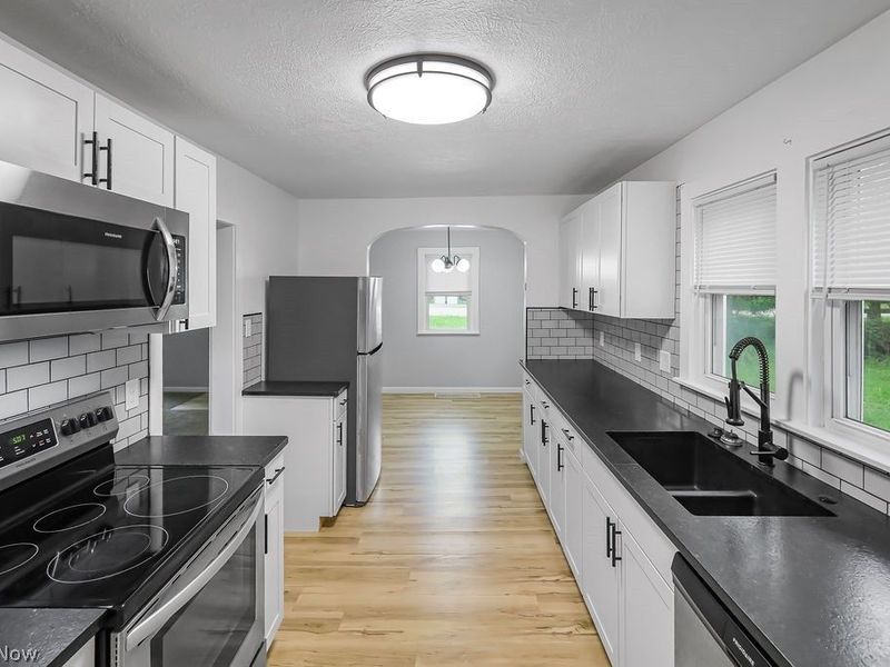 94 Southeast Avenue, Tallmadge, OH 44278 Photo 14