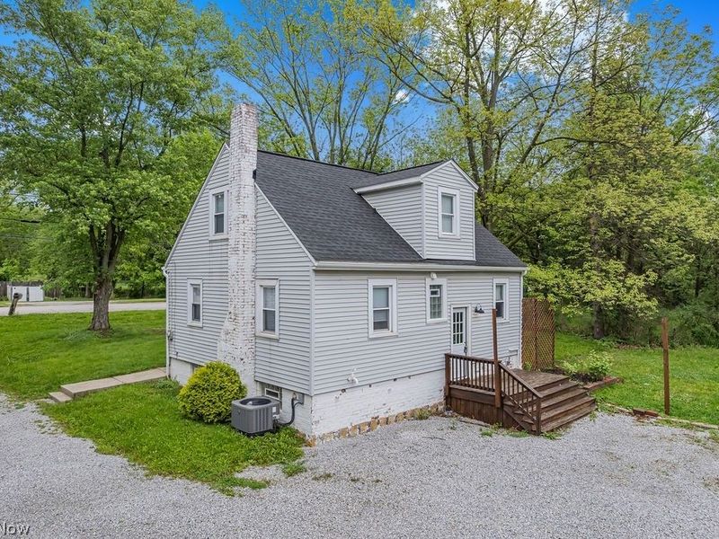 94 Southeast Avenue, Tallmadge, OH 44278 Photo 3