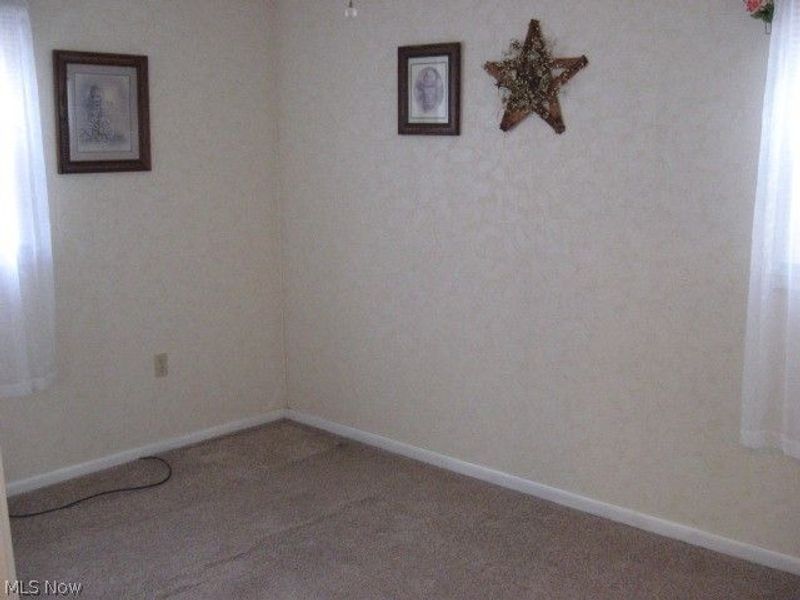 2319 Bollinger Avenue NE, Canton, OH 44705 Photo 12