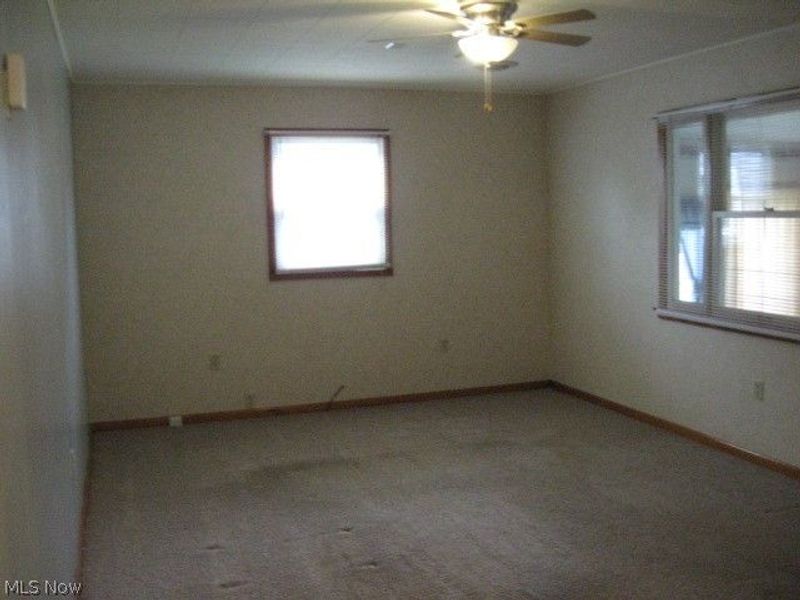 2319 Bollinger Avenue NE, Canton, OH 44705 Photo 5