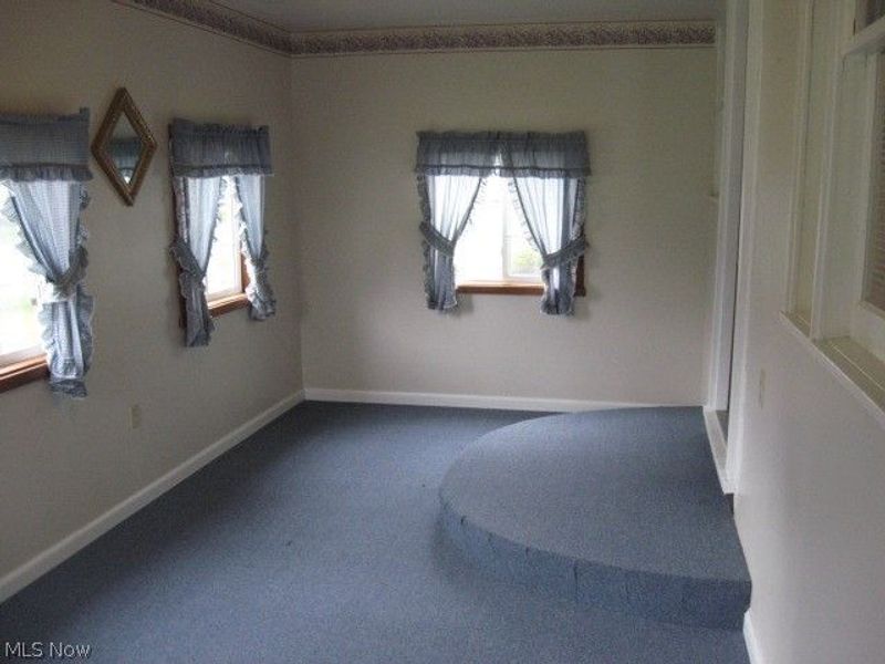 2319 Bollinger Avenue NE, Canton, OH 44705 Photo 6