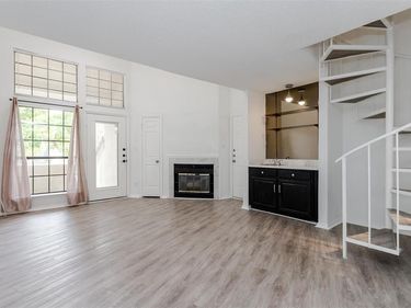 5590 Spring Valley Road, Unit F206, Dallas, TX 75254