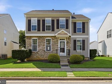 58 BULLSKIN STREET, CHARLES TOWN, WV 25414