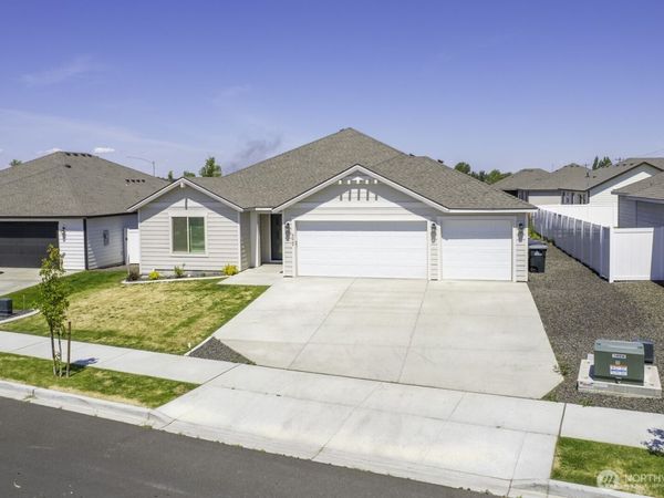 4212 W Sandy Court , Moses Lake, WA 98837