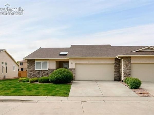 1925 Kingsroyal Boulevard, Unit P, Pueblo, CO 81005