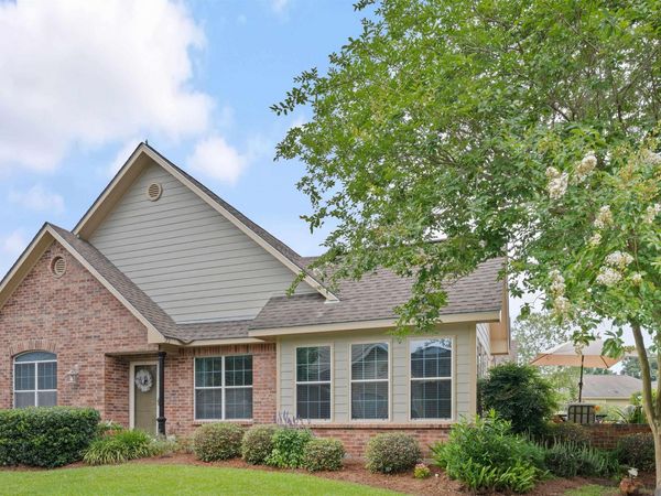 7111 Village Maison Ct, Unit #72, Baton Rouge, LA 70809