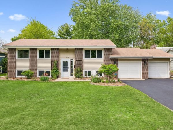 3216 W 85th Street, Bloomington, MN 55431