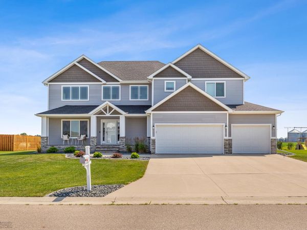 440 B52 Boulevard , Kindred, ND 58051