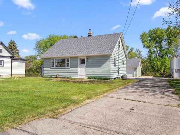 3776 Hubertus ROAD, Hubertus, WI 53033