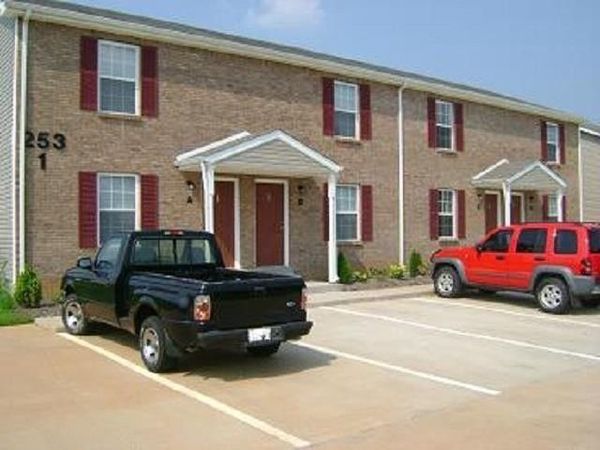 253 Executive Avenue , Unit 1A, Clarksville, TN 37042