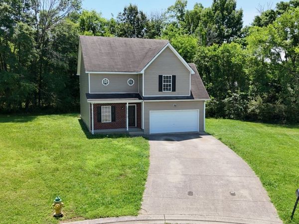 1720 Annex Ct , Murfreesboro, TN 37127