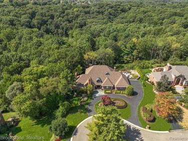 1494 HIGHPOINT, Oakland Twp, MI 48306