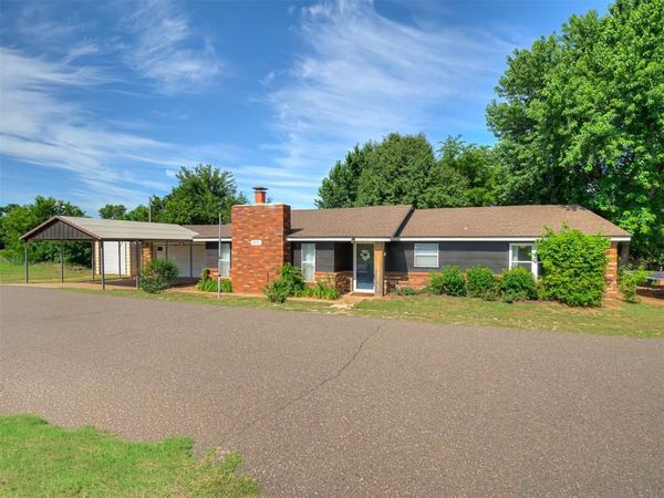 2031 Ken's Circle, Crescent, OK 73028