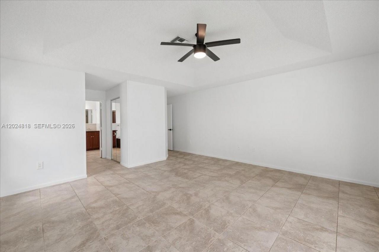 6508 NW 54th Ct, Lauderhill, FL 33319 Photo